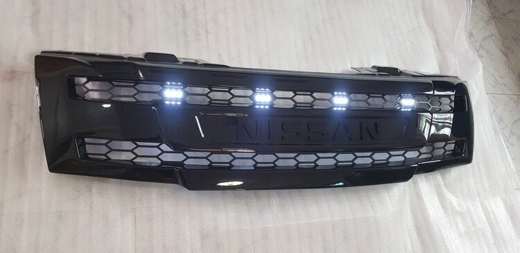 NISSAN PATHFINDER 2005-2007 GRILL BLACK NISSAN