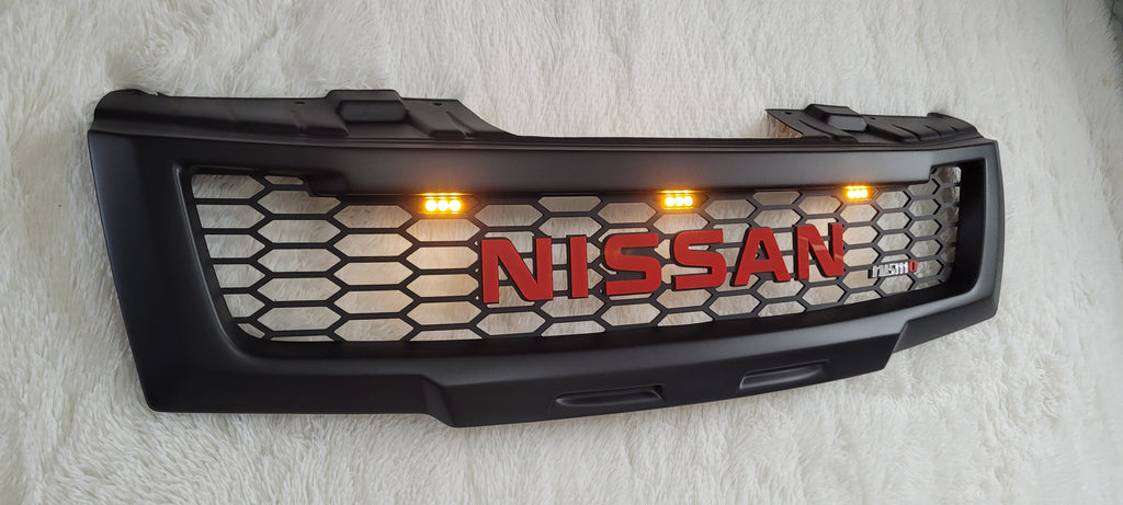 NISSAN FRONTIER 2005-2008 GRILL RED NISSAN V2