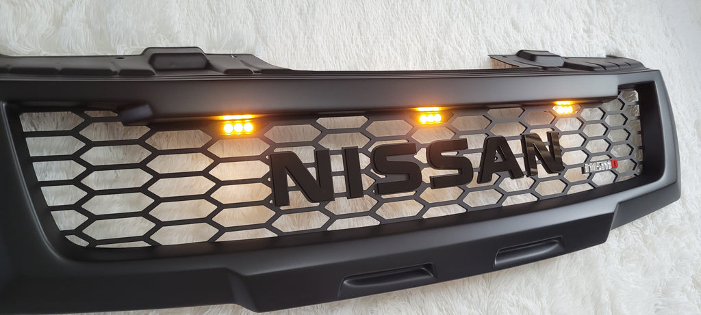 NISSAN FRONTIER 2005-2008 GRILL BLACK NISSAN V2