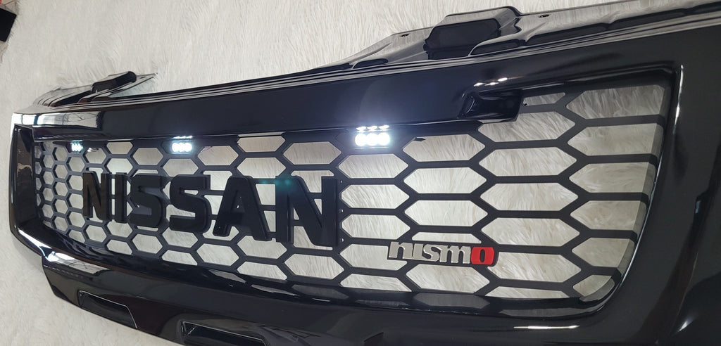 NISSAN FRONTIER 2005-2008 GRILL BLACK NISSAN V2