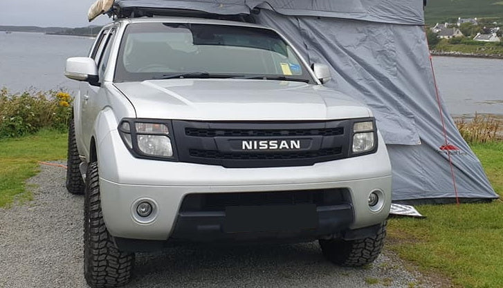 NISSAN FRONTIER 2005-2008 GRILL White Nissan