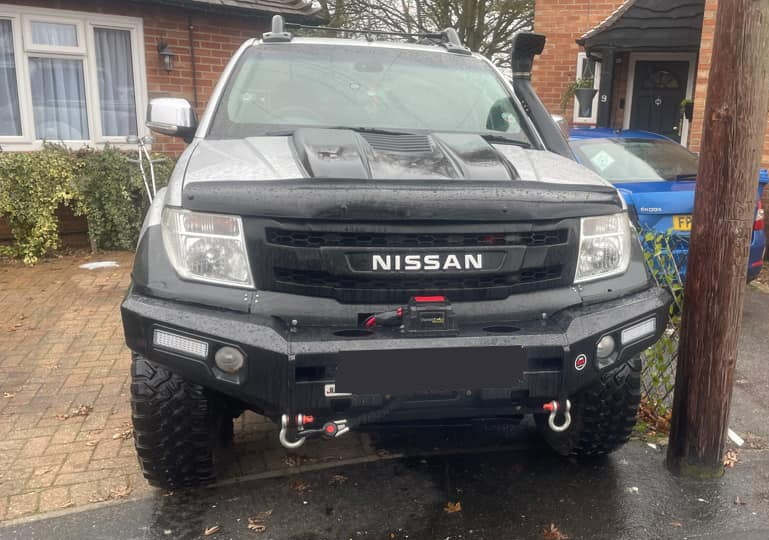 NISSAN FRONTIER 2005-2008 GRILL White Nissan