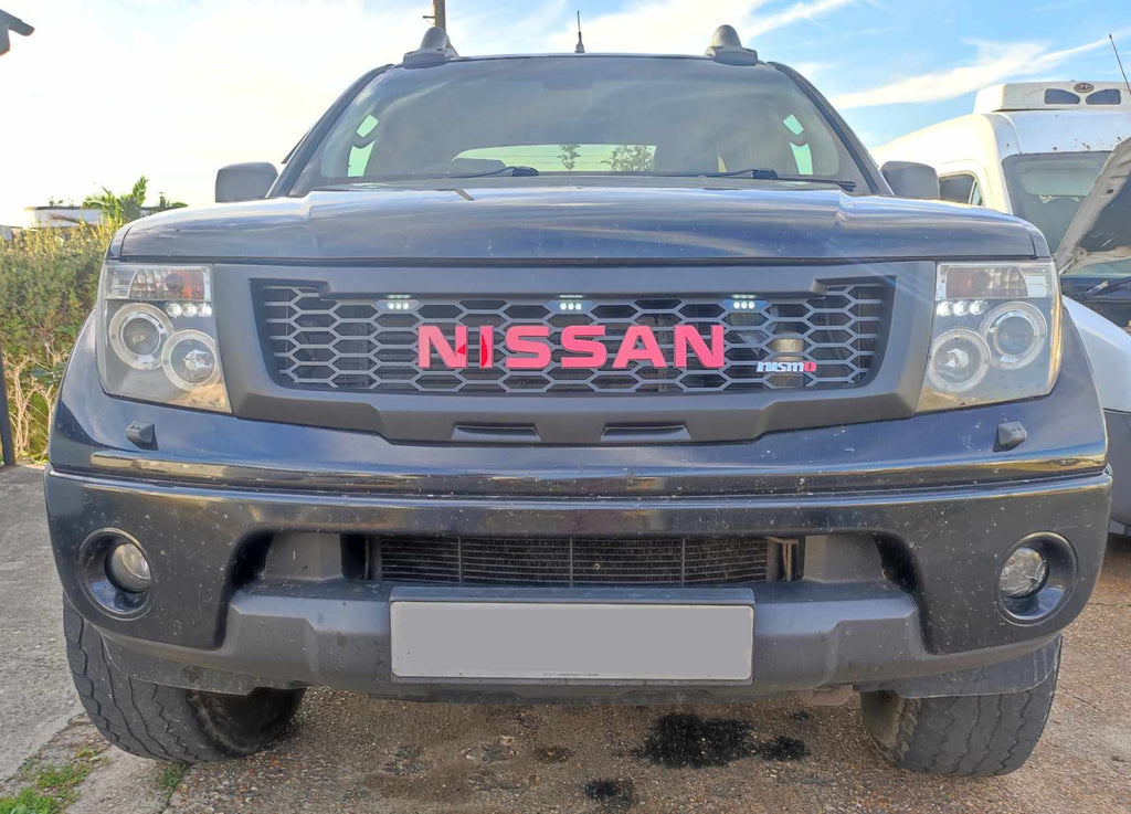 NISSAN FRONTIER 2005-2008 GRILL RED NISSAN V2